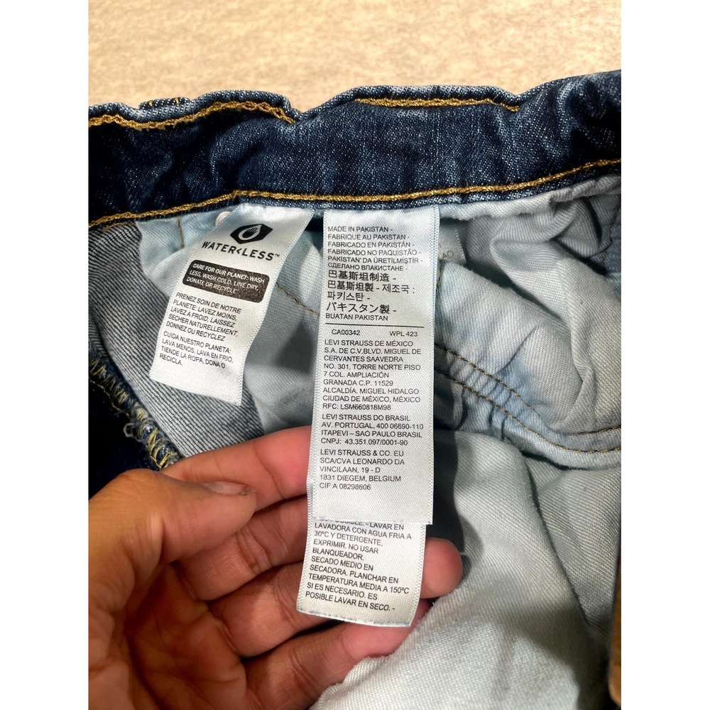 Levi's 502 Taper Fit Jeans Mens 34x32 Blue Whiskering Denim Medium Wash Mid Rise - Picture 4 of 16